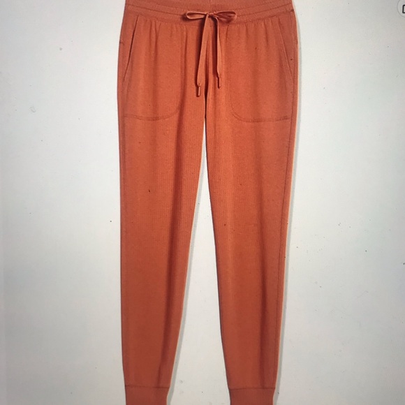 NEW Women’s Relaxed Fit Fleece Jogger Pumpkin Color Plus Size - Picture 6 of 10